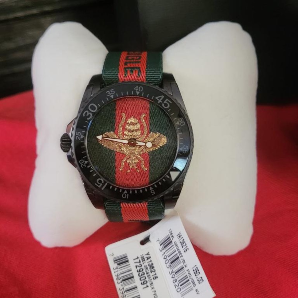 GUCCI Dive 45MM SS Bee Embroidered Dial Nylon Men’s Watch